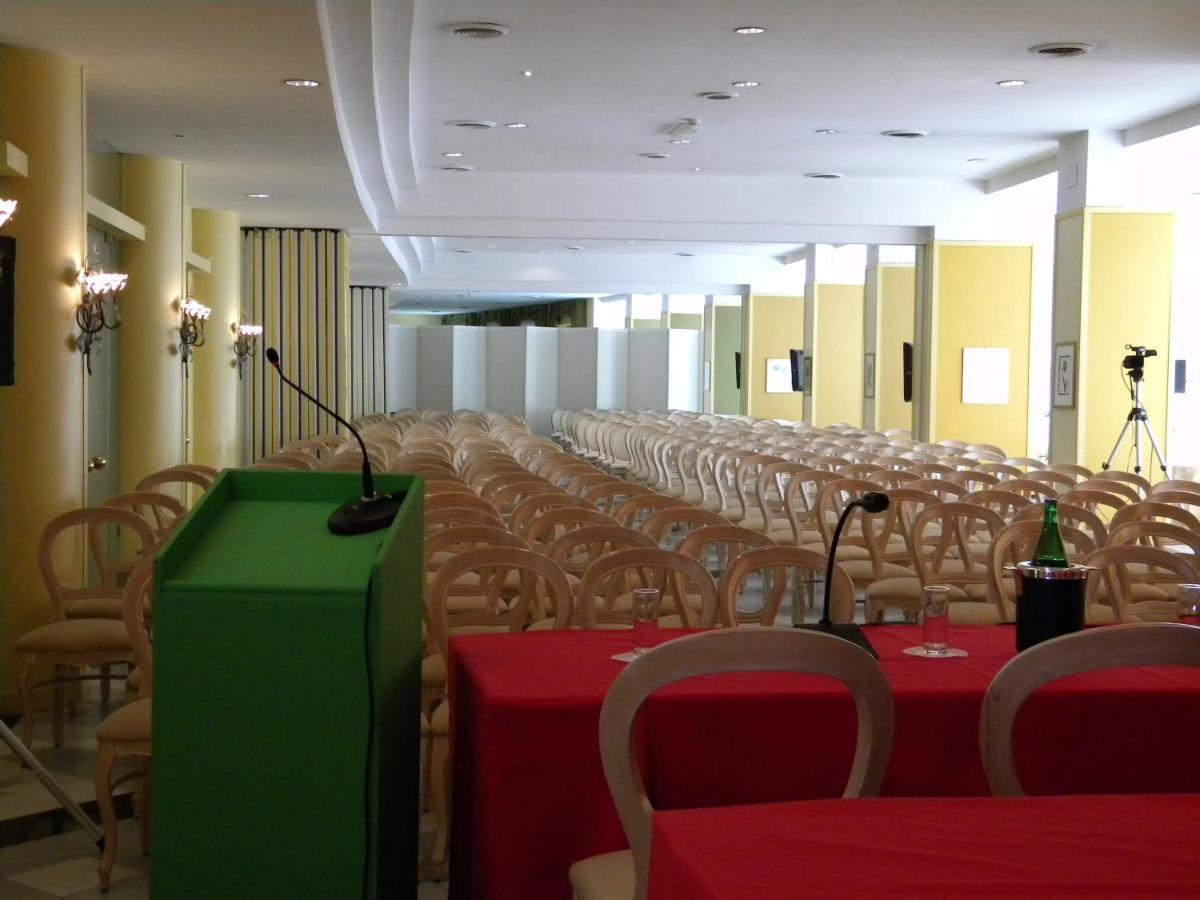 Hotel Dei Congressi Castellammare di Stabia Kültér fotó